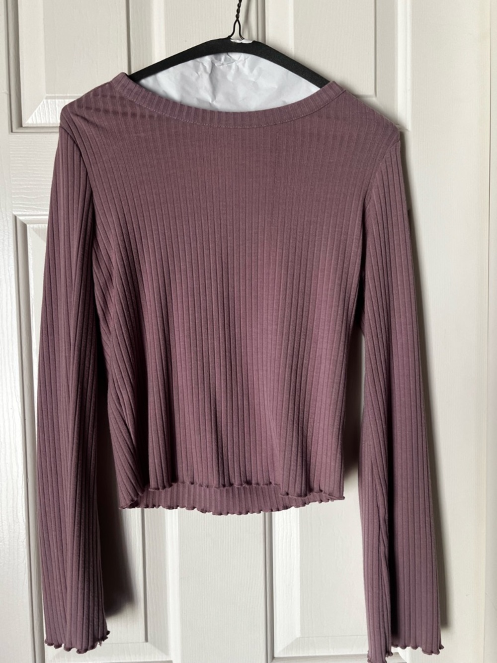 American Rag Ribbed Long-Sleeve Crop Top in Mauve